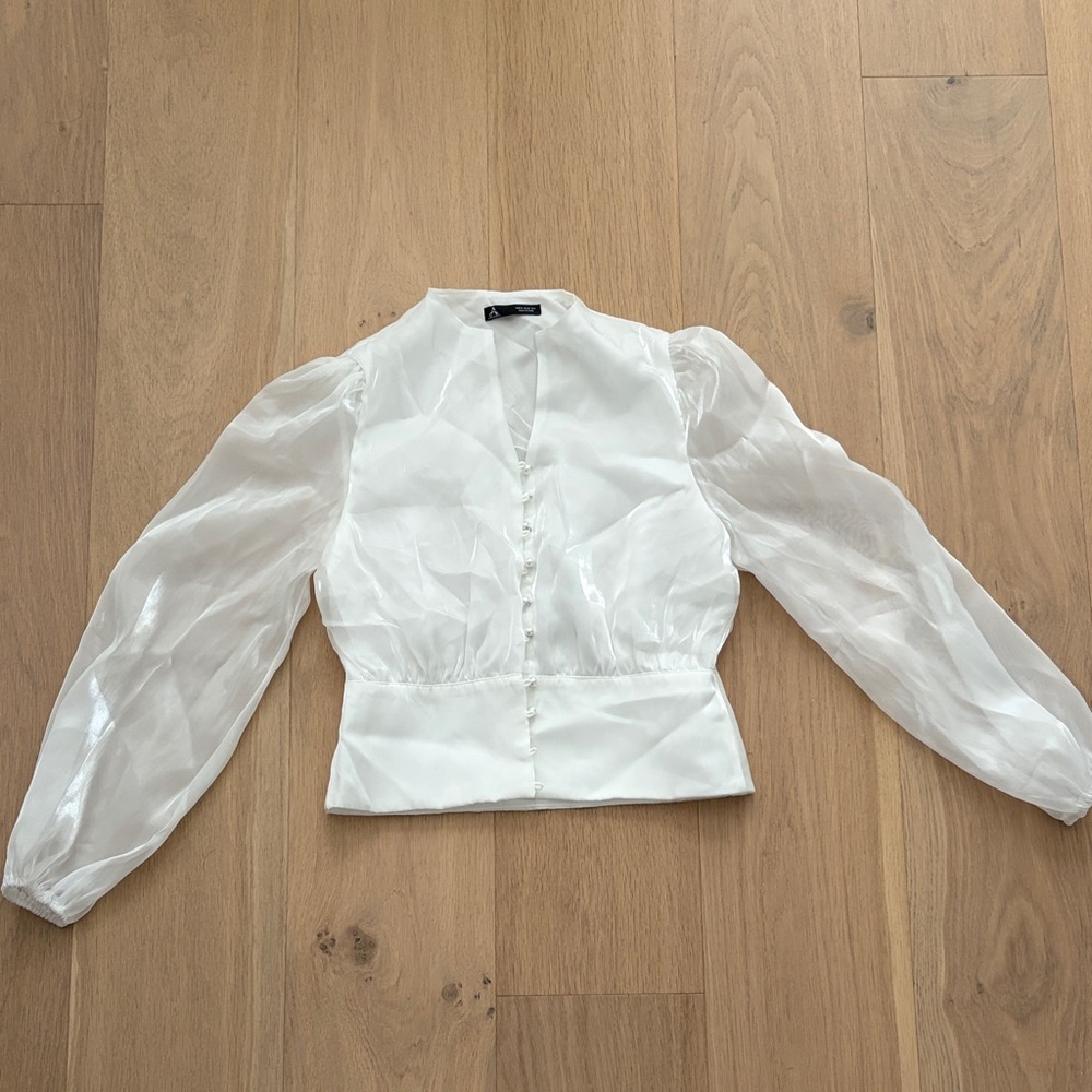 Chic White Sheer Sleeve Blouse